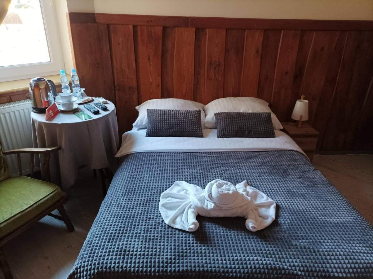 Karczma Michelle Hotel Jankowice  Buitenkant foto