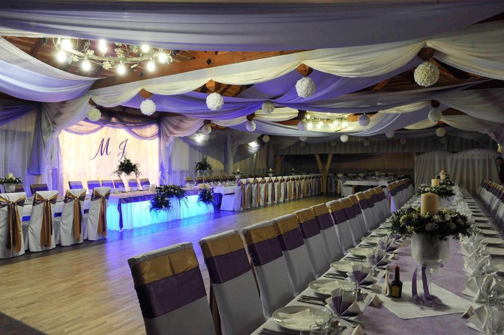 Karczma Michelle Hotel Jankowice  Buitenkant foto